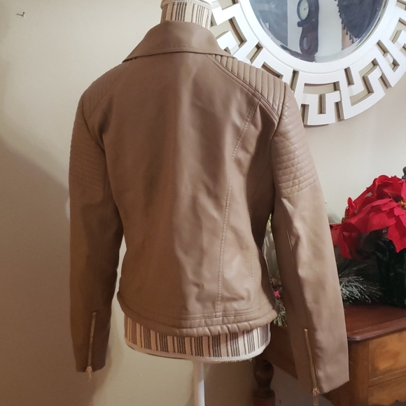 Moto Jacket - Picture 4 of 9